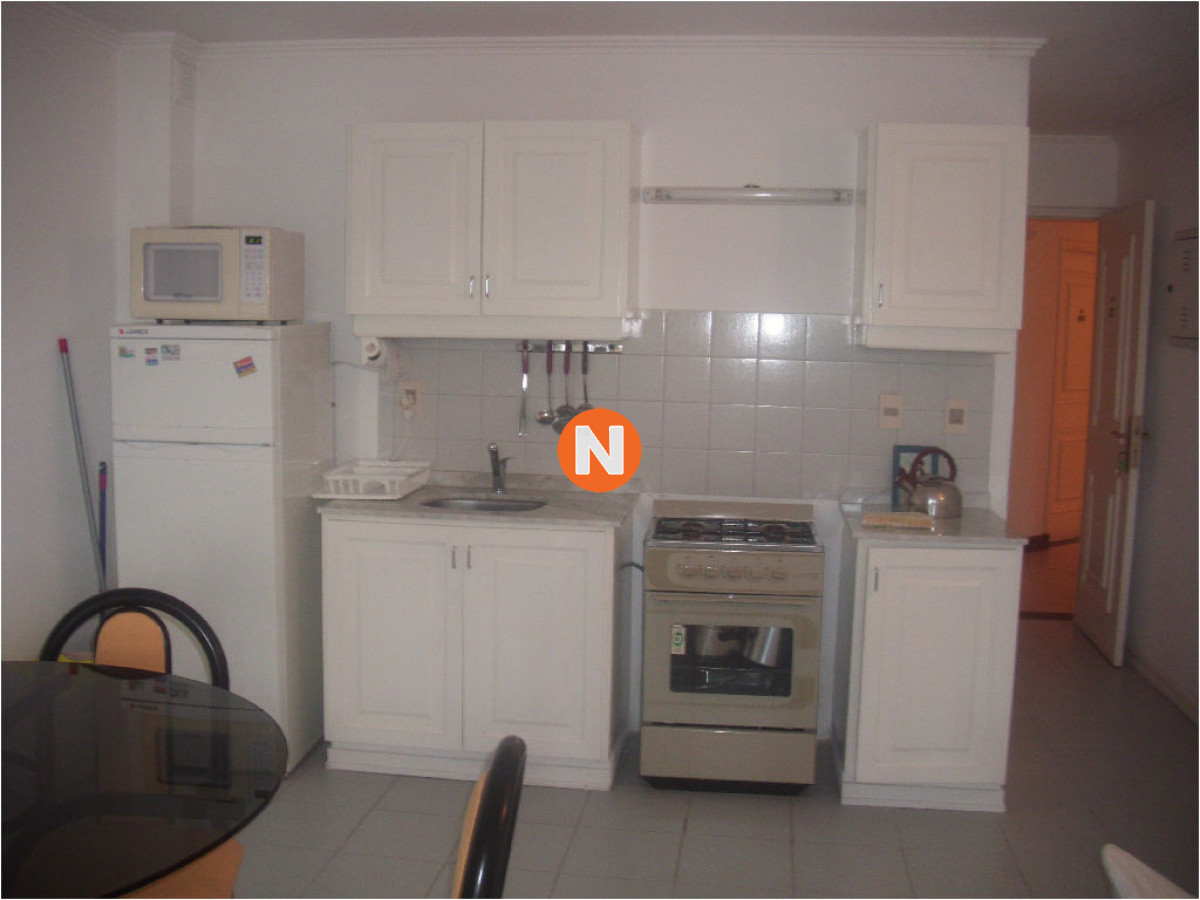 Apartamento Ref.9648 - Apartamento en Venta y Alquiler, Pinares, Punta del Este, 1 Dormitorios.