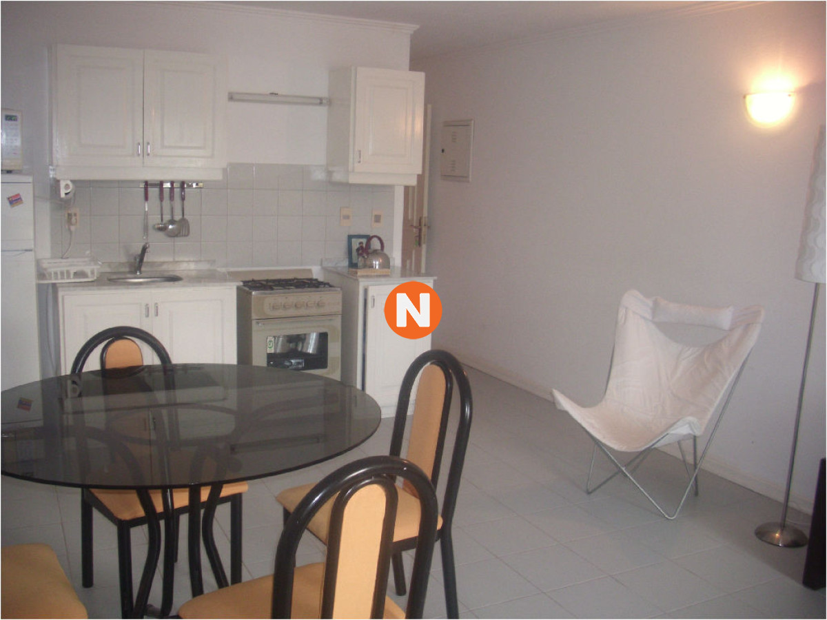 Apartamento Ref.9648 - Apartamento en Venta y Alquiler, Pinares, Punta del Este, 1 Dormitorios.