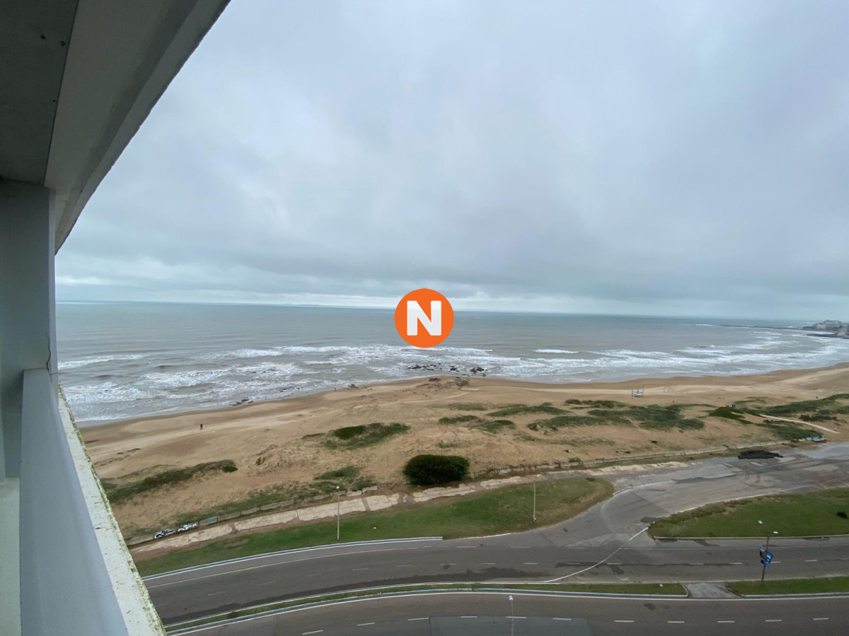 Apartamento Ref.201881 - Apartamento en Venta Playa Brava, Punta del Este, 3 Dormitorios.