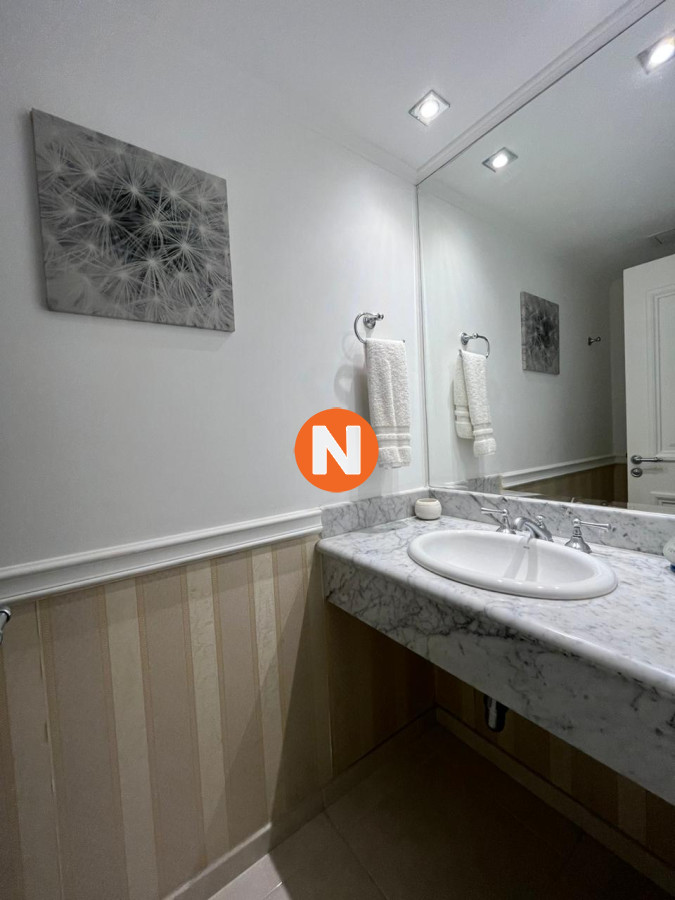 Apartamento Ref.9111 - Apartamento en Venta y Alquiler, Mansa, Punta del Este, 3 Dormitorios.