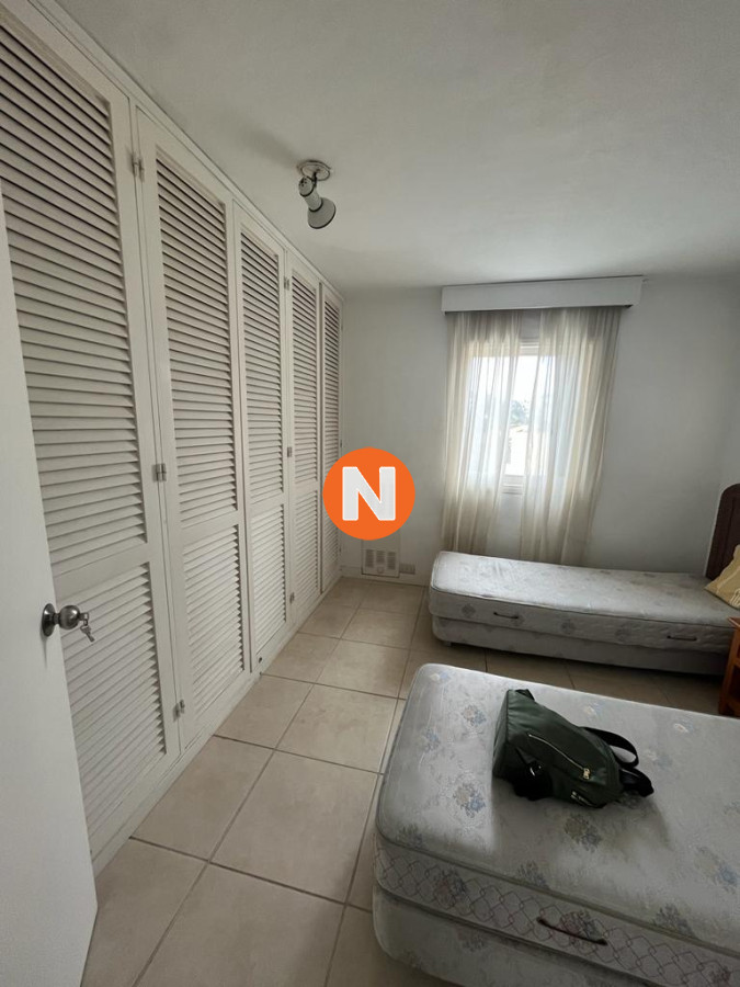 Apartamento Ref.219741 - Apartamento a la venta en Pinares, Punta del Este 4 Dormitorios