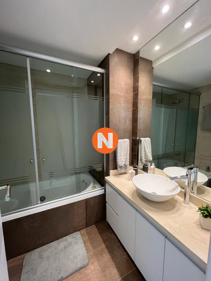 Apartamento Ref.218524 - Increíble propiedad en venta frente al mar en la Mansa, Punta del este