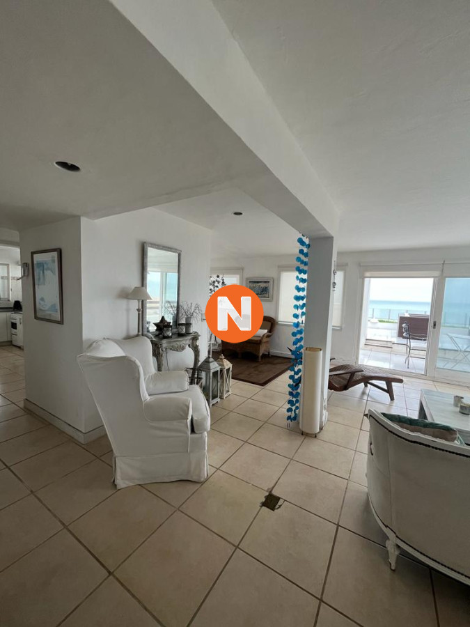 Apartamento Ref.219741 - Apartamento a la venta en Pinares, Punta del Este 4 Dormitorios