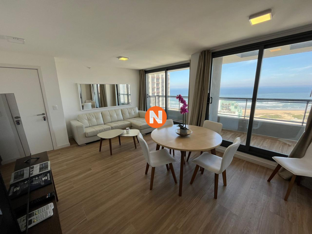 Apartamento en Venta, 2 dormitorios. Playa Brava - NLV218793A