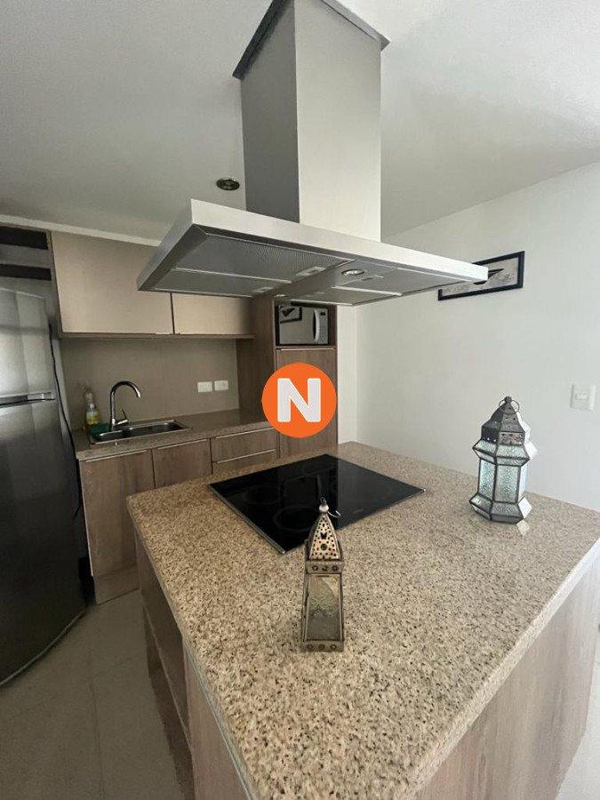Apartamento Ref.9111 - Apartamento en Venta y Alquiler, Mansa, Punta del Este, 3 Dormitorios.