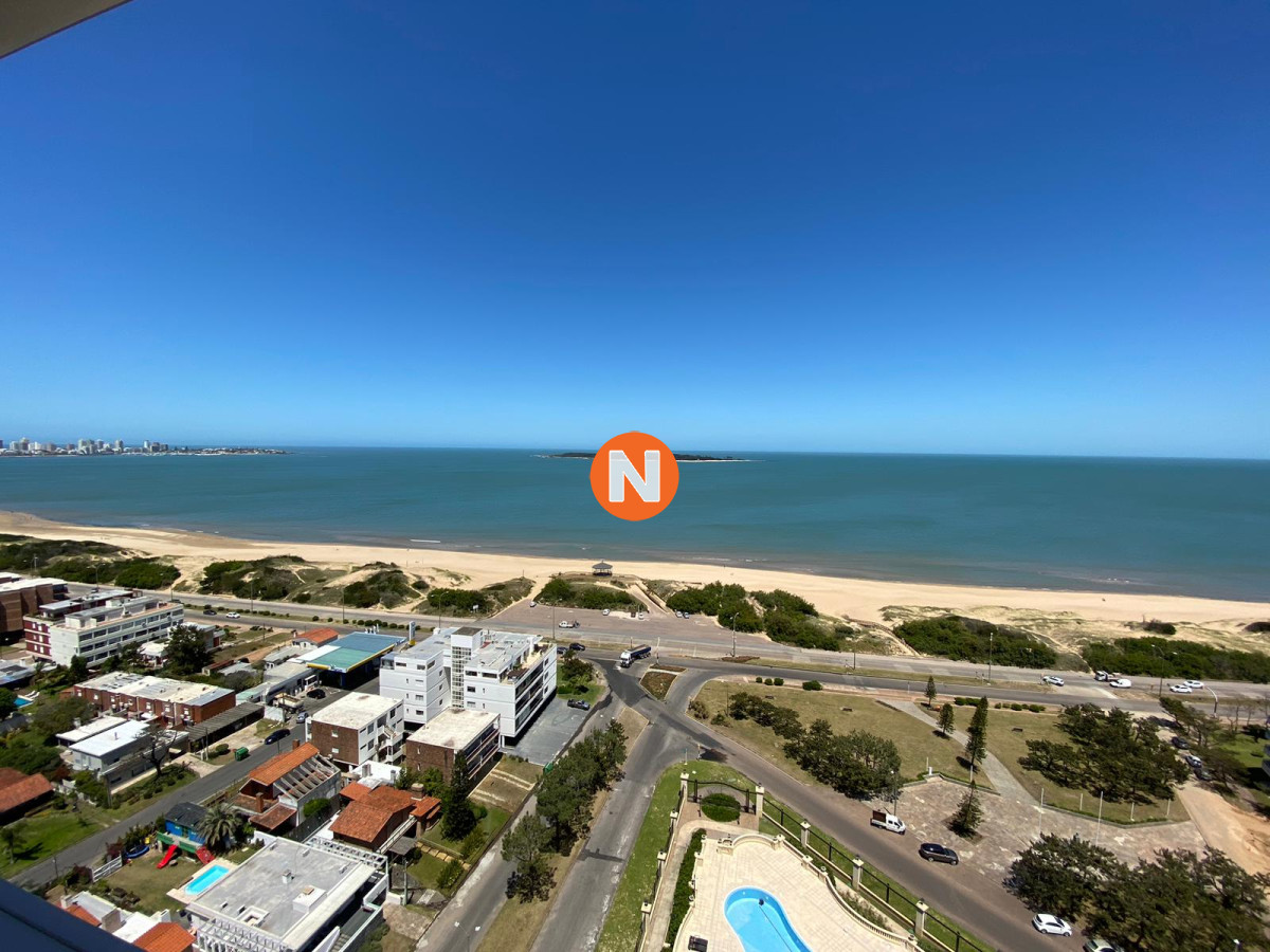 Apartamento Ref.204027 - VENTA DE APARTAMENTO DE 3 DORMITORIOS EN MANSA PUNTA DEL ESTE EN EDIFICIO LE JARDIN PUNTA DEL ESTE