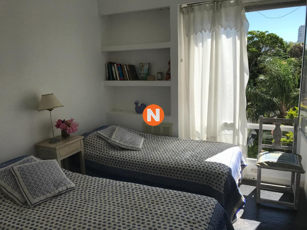 Apartamento Ref.1458 - Apartamento alquiler de temporada, Peninsula, Punta del Este, 2 Dormitorios.