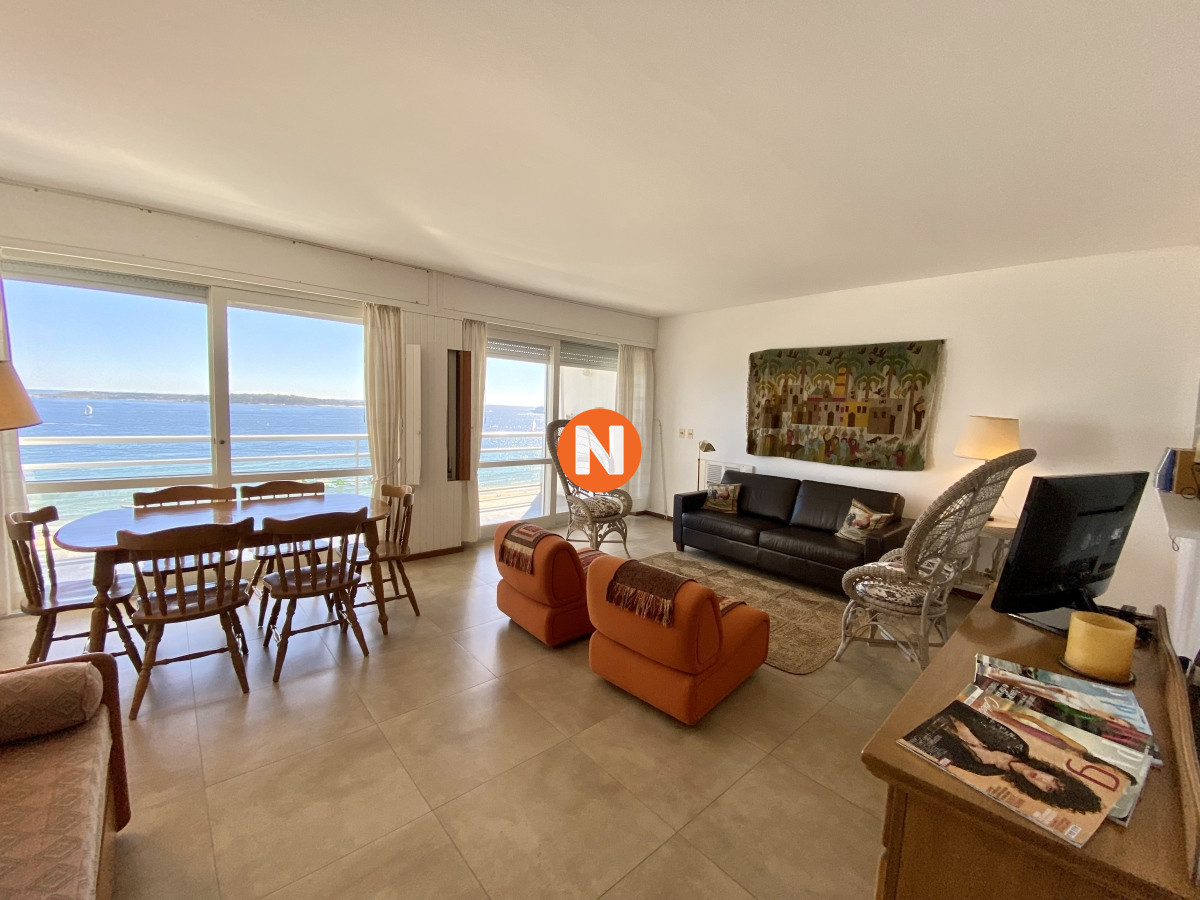 Apartamento Ref.221997 - Venta apto 2 dormitorios 2 baños Punta del Este