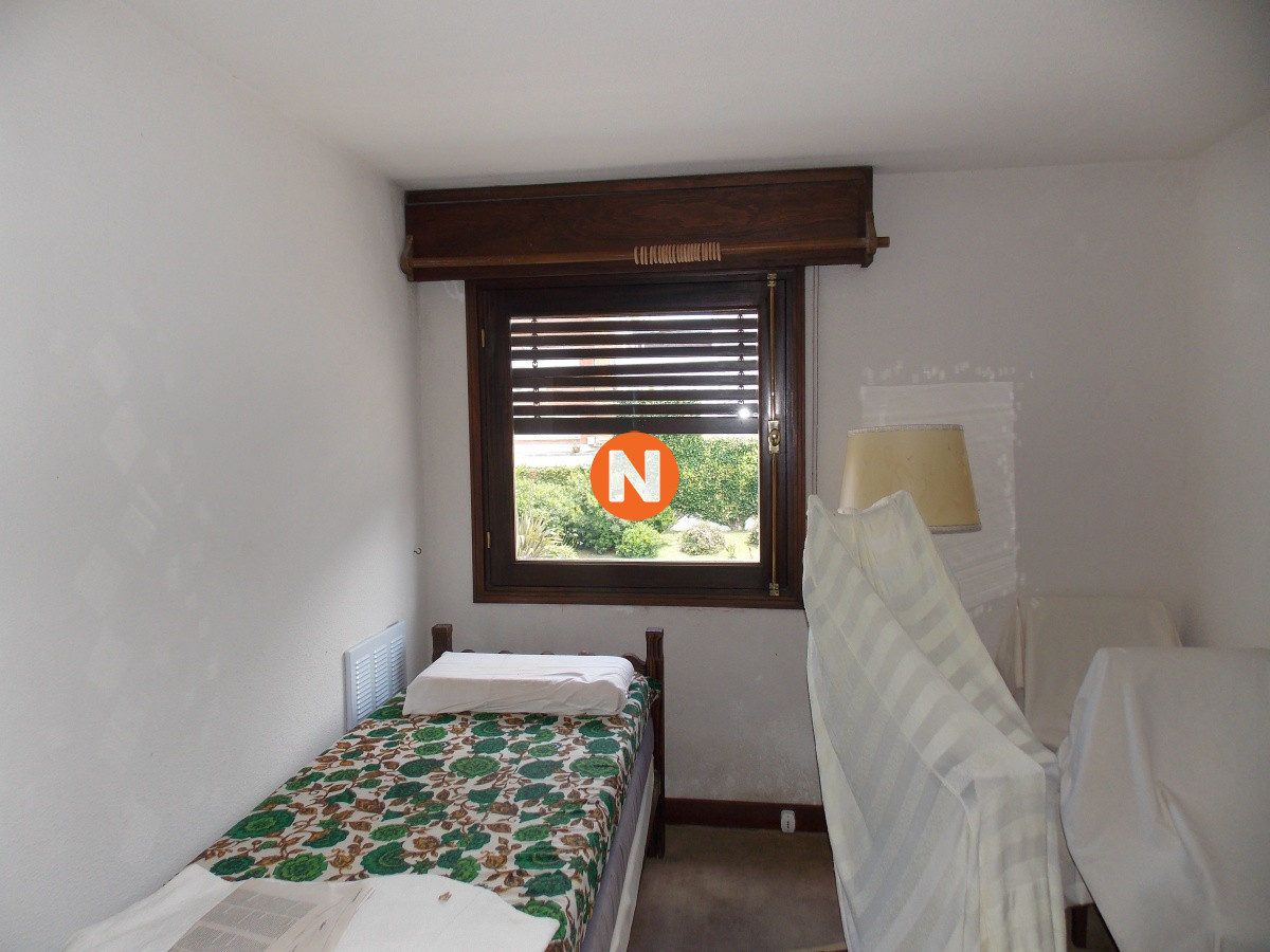 Apartamento Ref.2903 - Apartamento en Alquiler, Peninsula, Punta del Este, 3 Dormitorios.