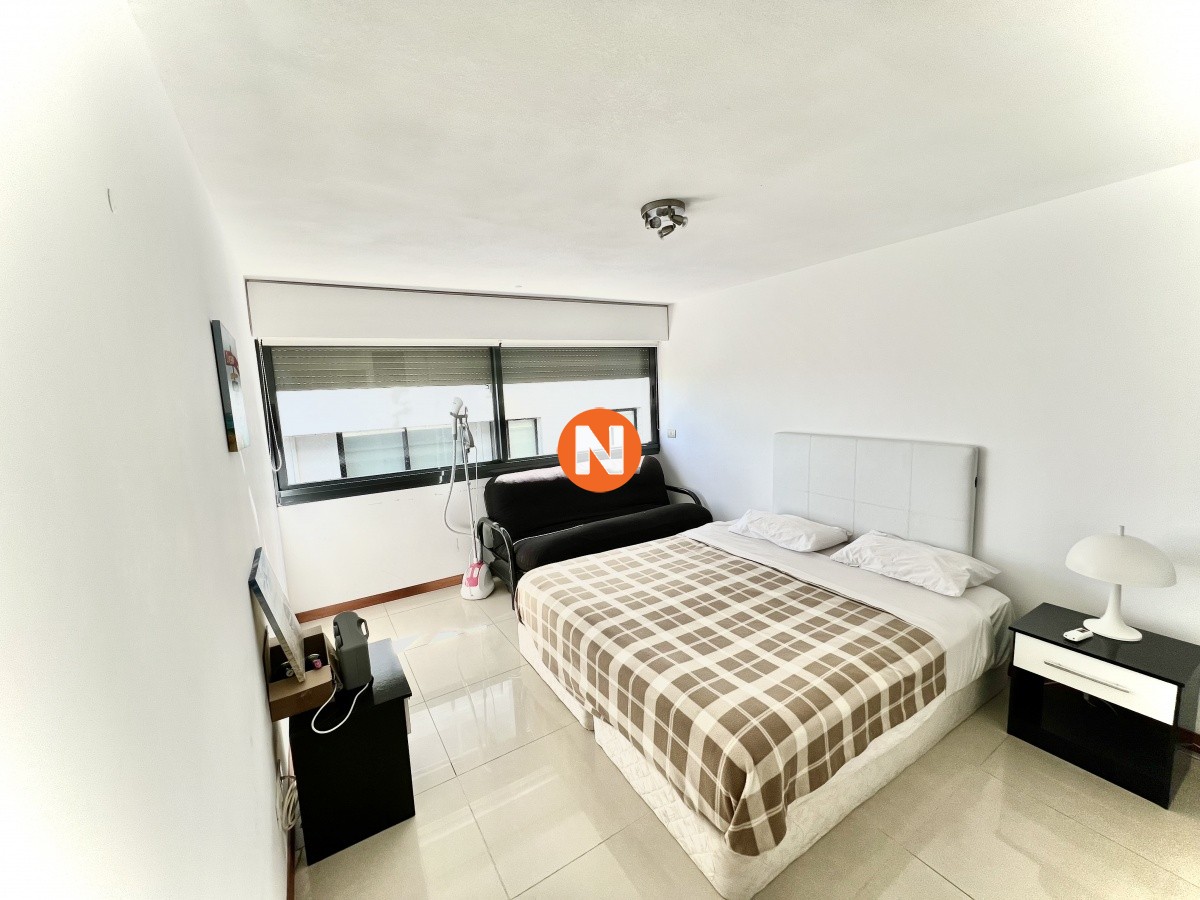 Apartamento Ref.8419 - Apartamento en Venta y Alquiler, Brava, Punta del Este, 3 Dormitorios.