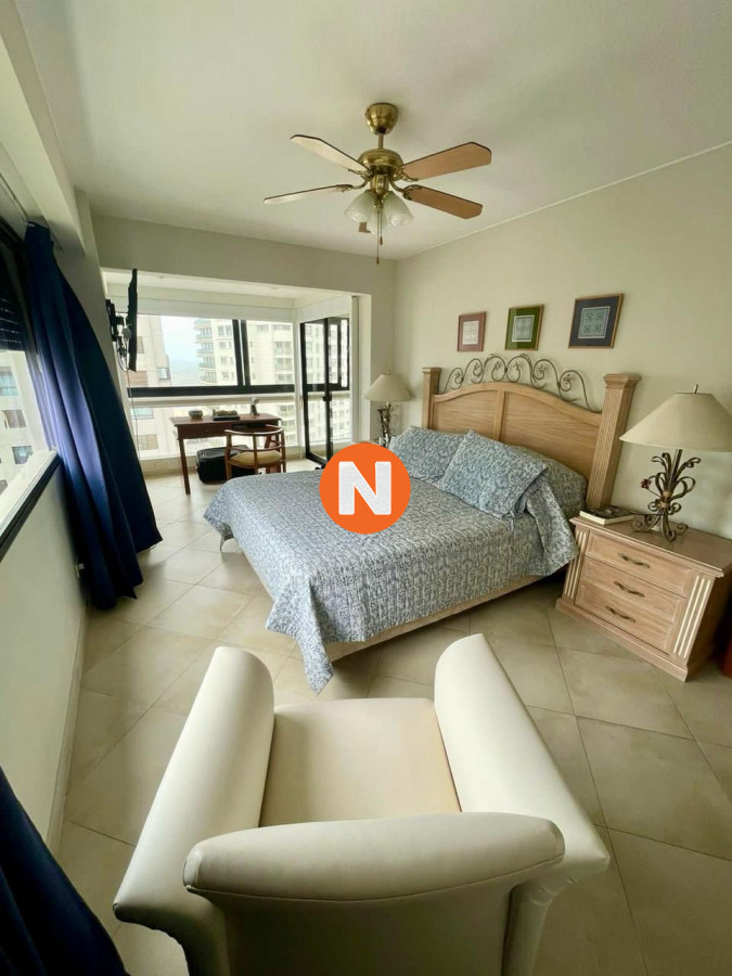 Apartamento Ref.222085 - Apartamento 4 dorm. En Playa Brava Punta del Este 