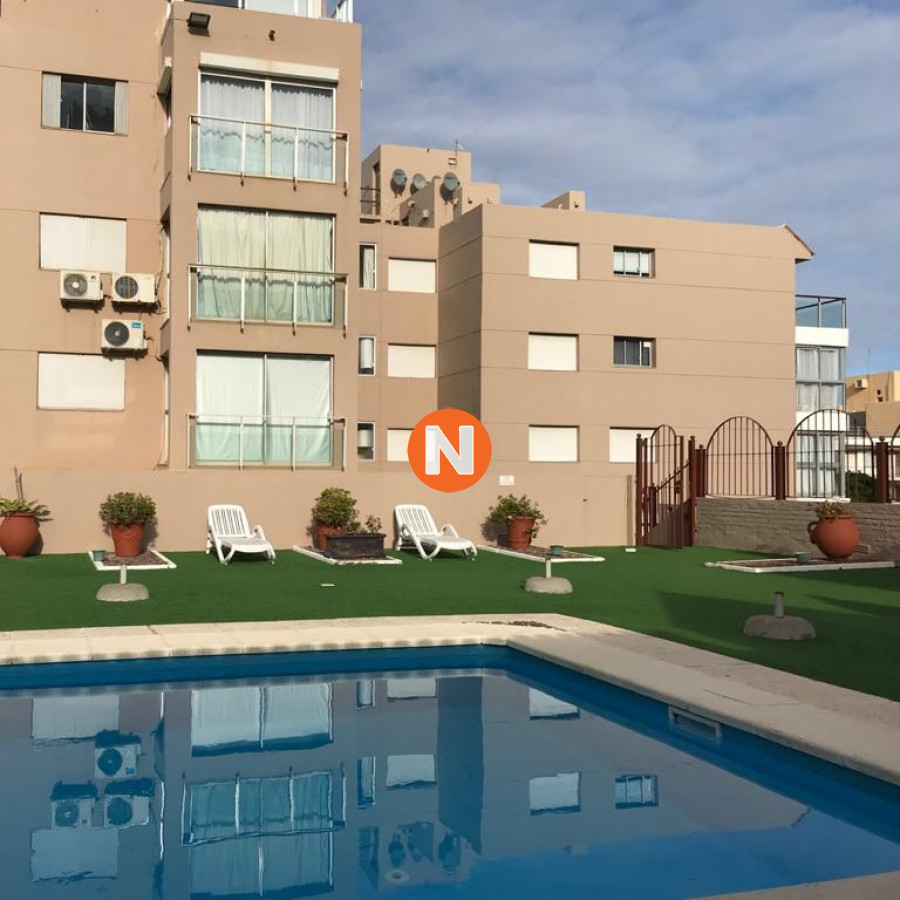 Apartamento Ref.6776 - Apartamento en Venta Península, Punta del Este, 2 Dormitorios.