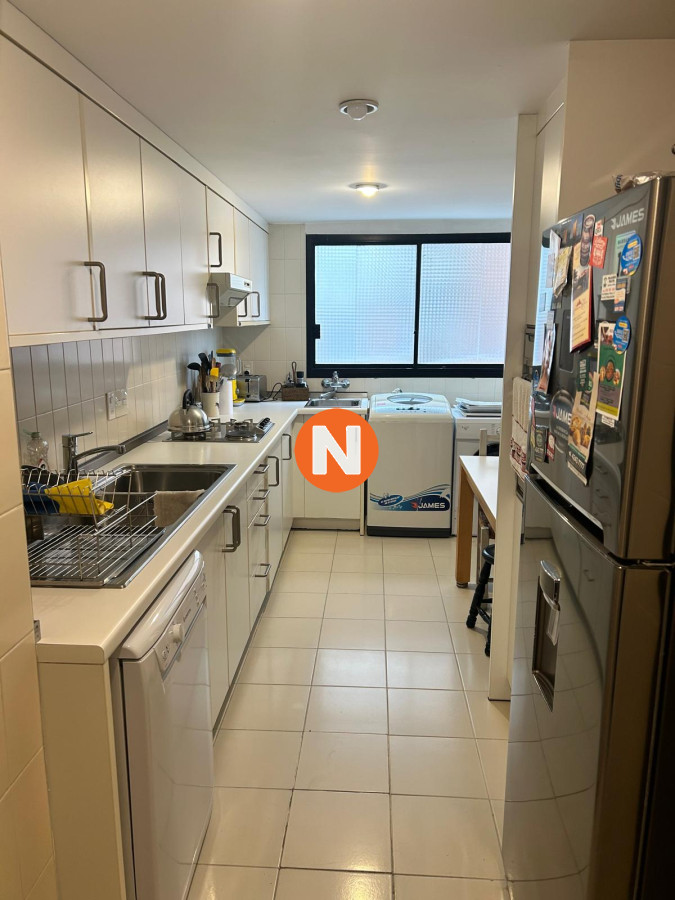 Apartamento Ref.9446 - Apartamento en Venta y Alquiler, Peninsula, Punta del Este, 3 Dormitorios.