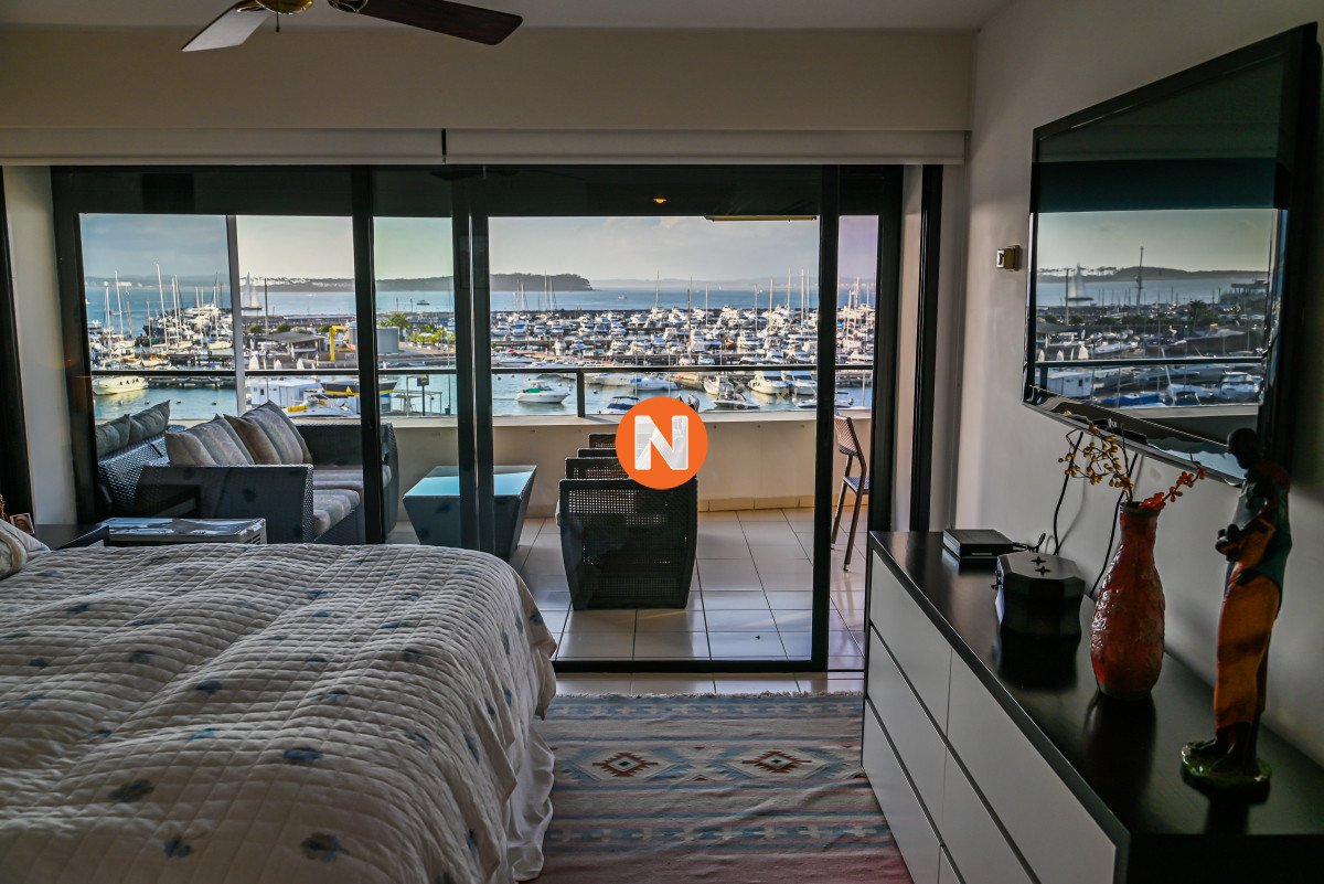 Apartamento Ref.9446 - Apartamento en Venta y Alquiler, Peninsula, Punta del Este, 3 Dormitorios.