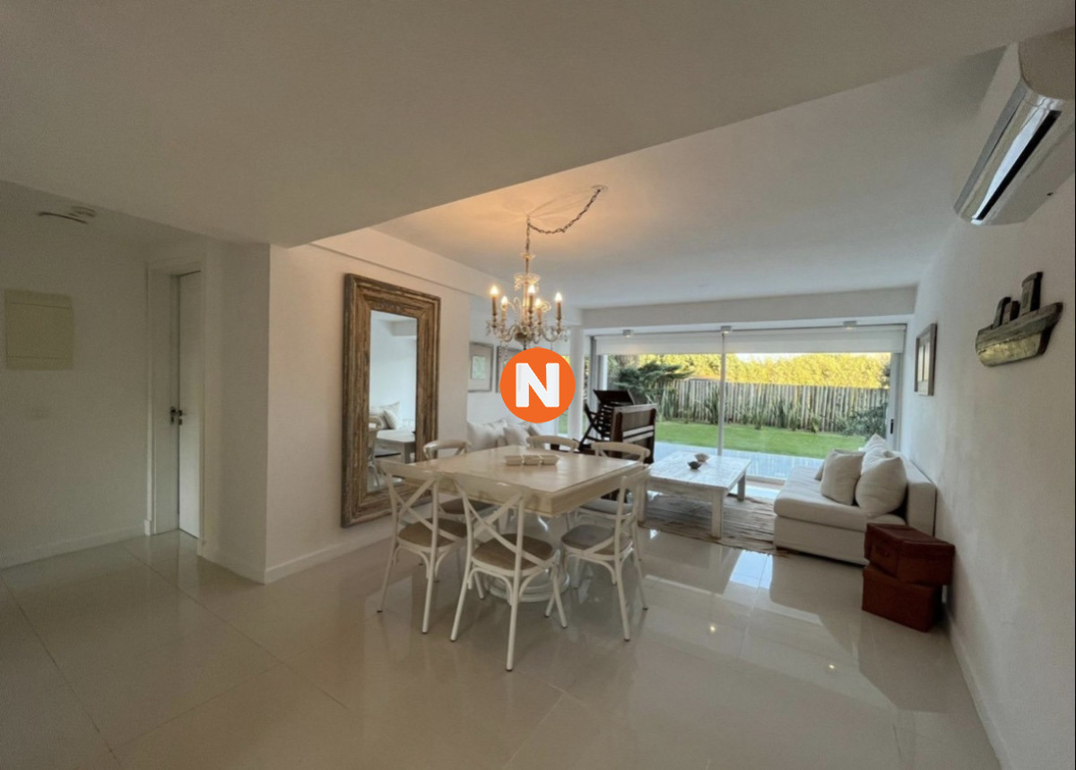 Apartamento Ref.225150 - Apartamento en Venta de 2 dormitorios Bikini