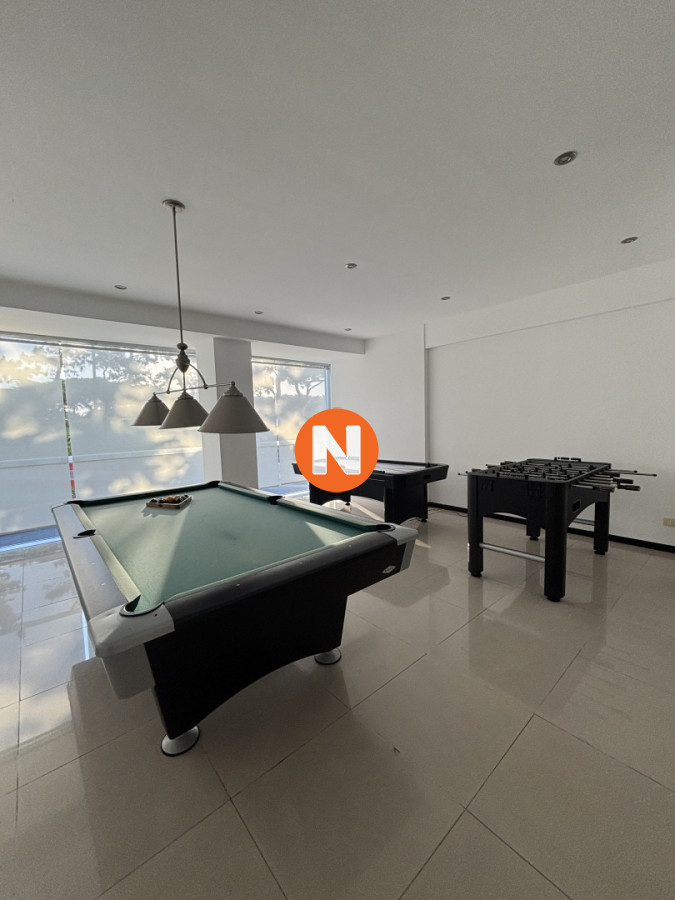 Apartamento Ref.8537 - Apartamento en Venta y Alquiler, Mansa, Punta del Este, 2 Dormitorios.