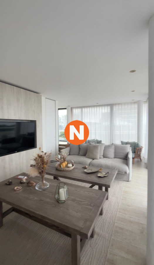 Apartamento Ref.223712 - Penthouse en la Brava en venta, primera línea