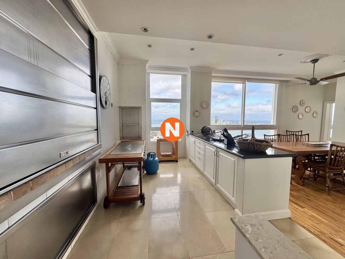 Apartamento Ref.225284 - ESPECTACULAR APARTAMENTO PENTHOUSE DUPLEX EN MILENIUM PUNTA DEL ESTE