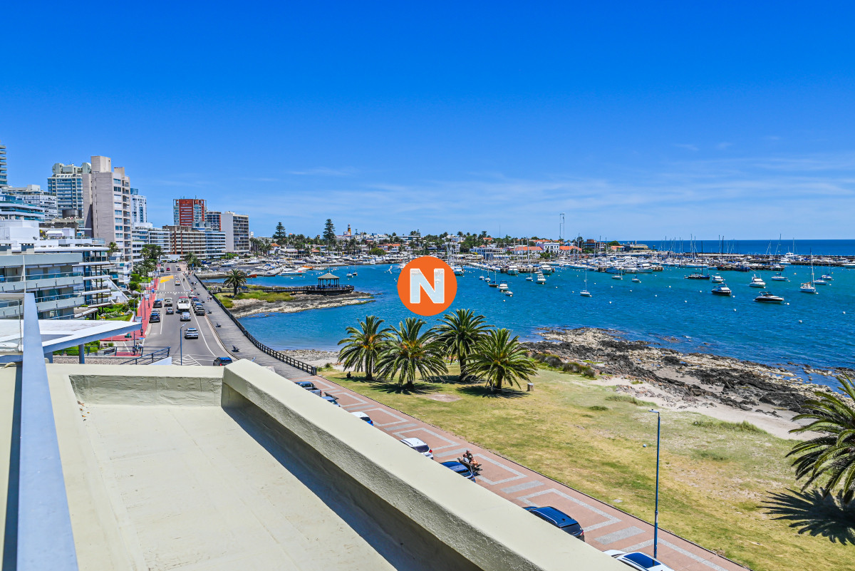 Apartamento Ref.9184 - Apartamento en venta y alquiler, Peninsula, Punta del Este, 3 Dormitorios.