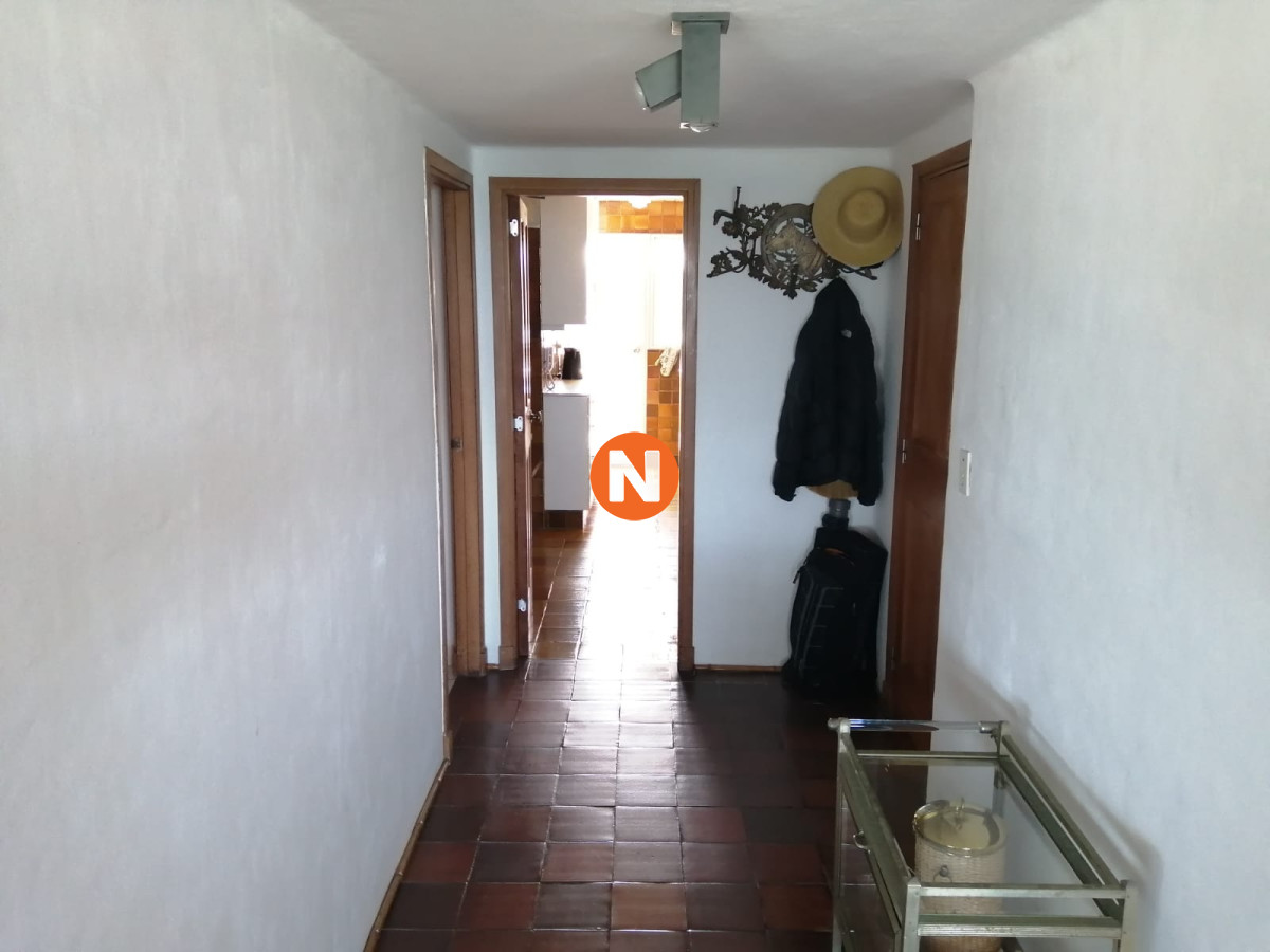 Apartamento Ref.1254 - Apartamento de 3 dormitorios en venta, Mansa, Punta del Este