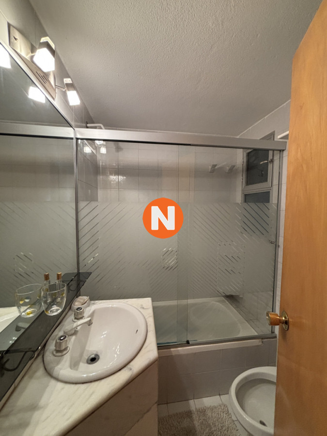 Apartamento Ref.214489 - Apartamento en Venta, Primera Línea, 2 dormitorios