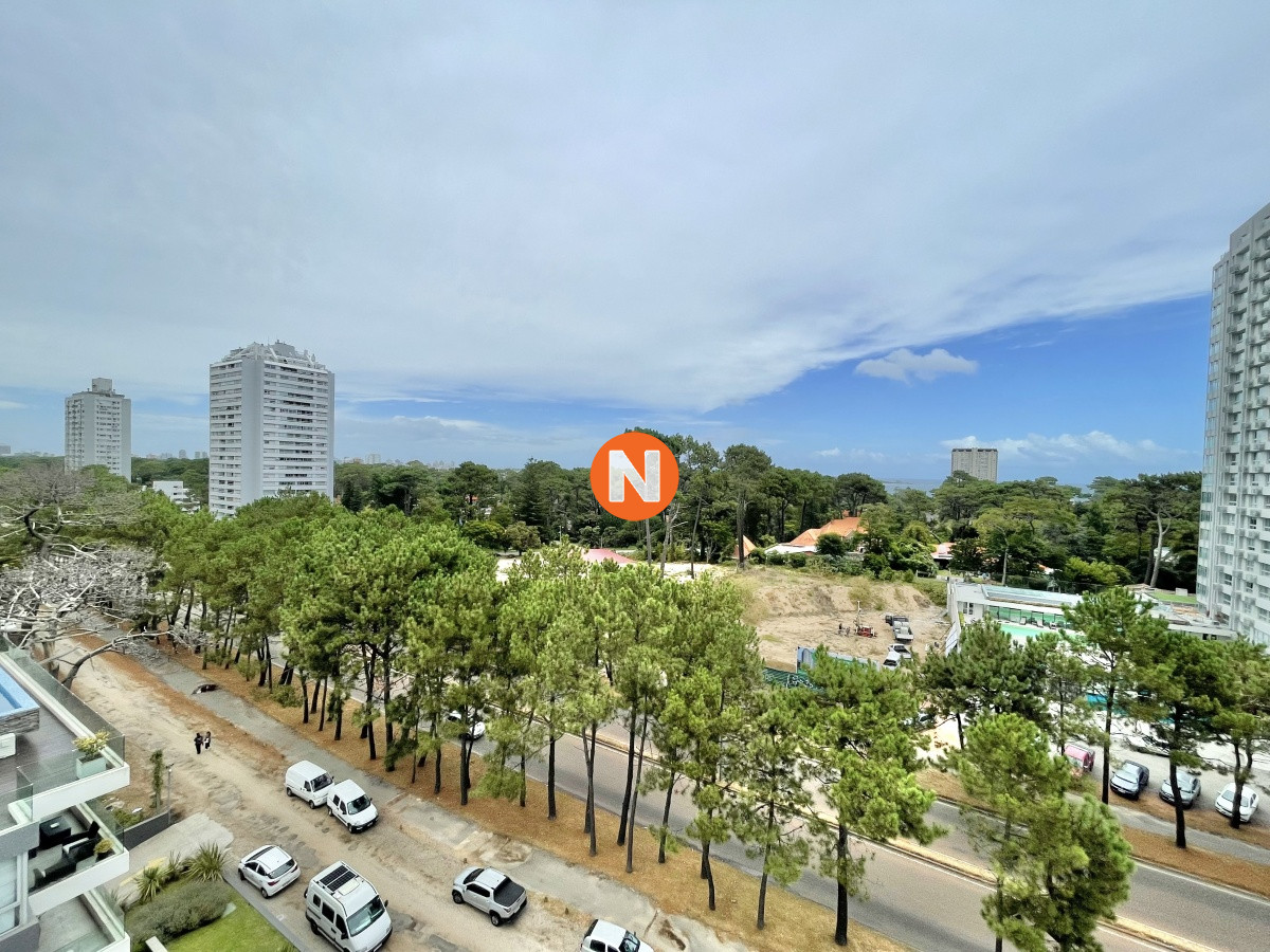 Apartamento Ref.213443 - ALQUILER  APARTAMENTO DE 3 DORMITORIOS EN PISO ALTO EN EDIFICIO STRADIVARIUS PUNTA DEL ESTE