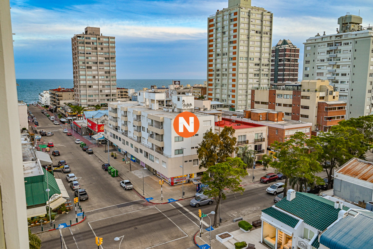 Apartamento Ref.223021 - Hermoso Apartamento en Venta en Zona Puerto