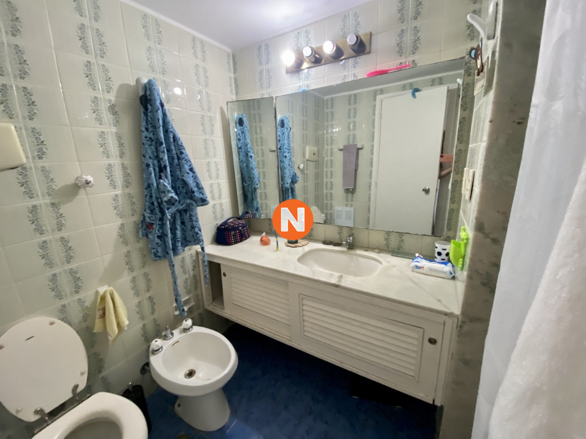 Apartamento Ref.222083 - Apartamento venta 2 dormitorios y servicio Punta del Este