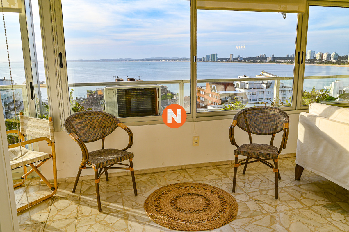 Apartamento Ref.223021 - Hermoso Apartamento en Venta en Zona Puerto