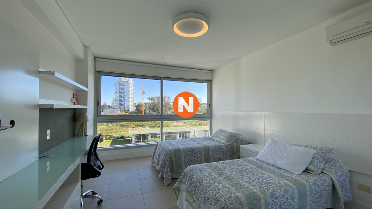 Apartamento Ref.218863 - Exclusivo Apartamento de 2 dormitorios frente a Playa Brava Punta del Este