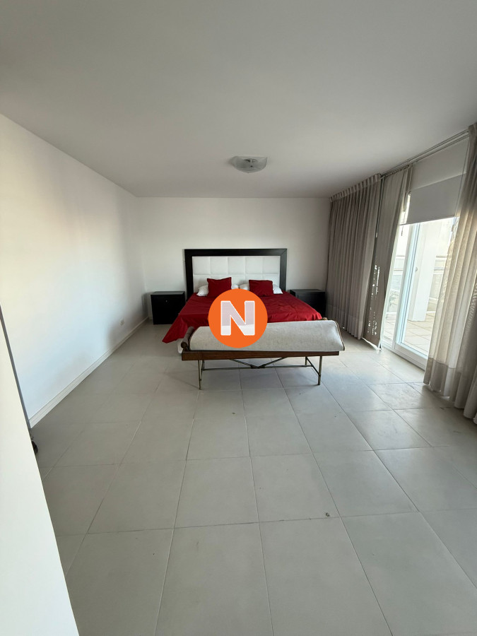 Apartamento Ref.223801 - Pent-house torre de categoría venta