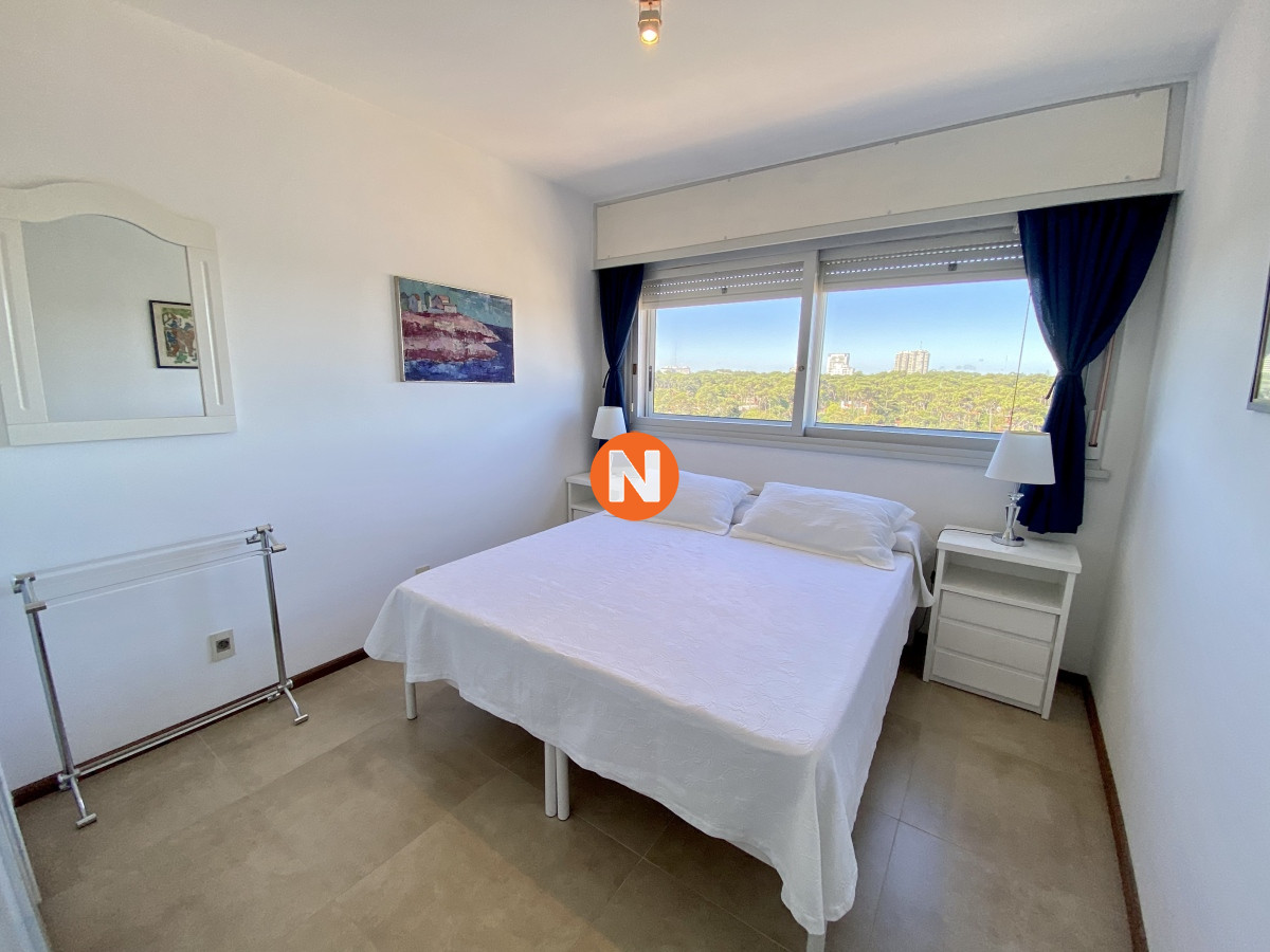 Apartamento Ref.221997 - Venta apto 2 dormitorios 2 baños Punta del Este