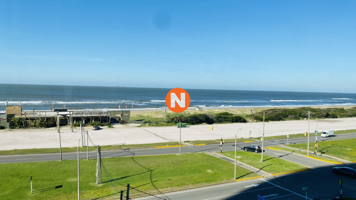 Apartamento Ref.218863 - Exclusivo Apartamento de 2 dormitorios frente a Playa Brava Punta del Este