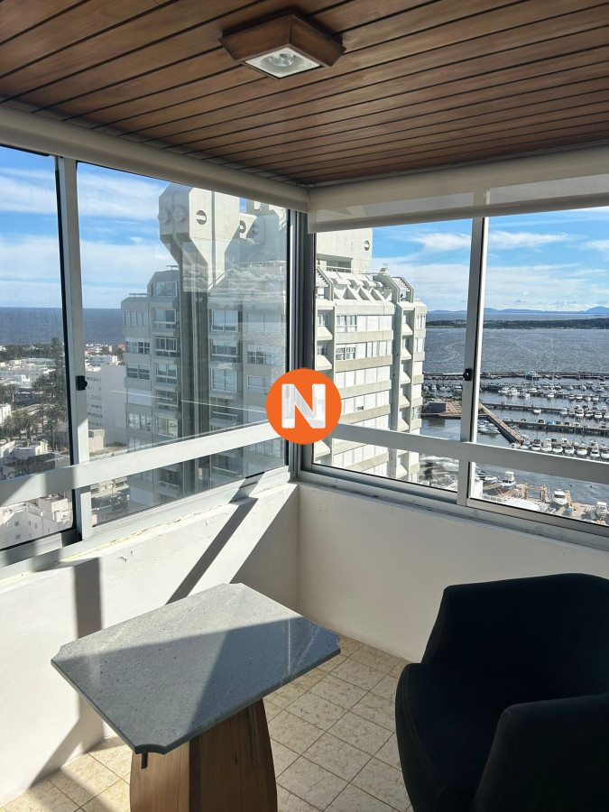 Apartamento Ref.203220 - Apartamento en Alquiler, Peninsula, Punta del Este, 2 Dormitorios.