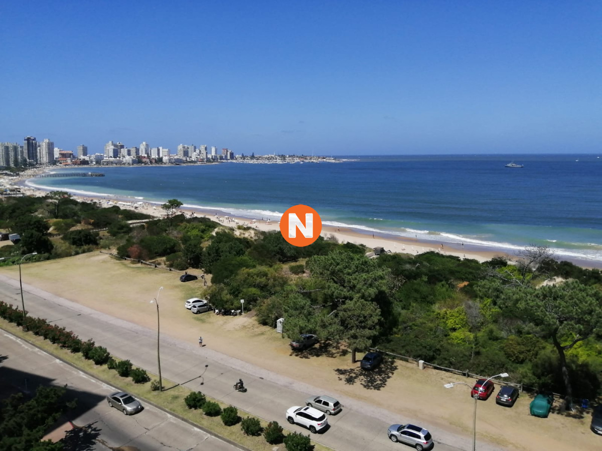 Apartamento Ref.1254 - Apartamento de 3 dormitorios en venta, Mansa, Punta del Este