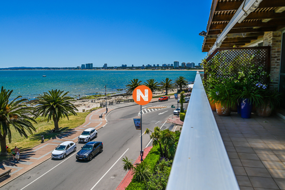 Apartamento Ref.9184 - Apartamento en venta y alquiler, Peninsula, Punta del Este, 3 Dormitorios.