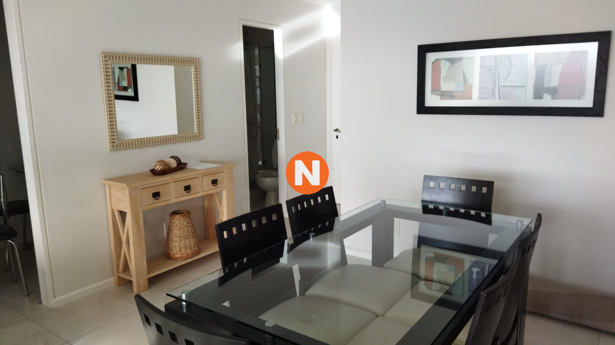 Apartamento Ref.200807 - Apartamento en Venta, Mansa, Punta del Este, 2 Dormitorios.