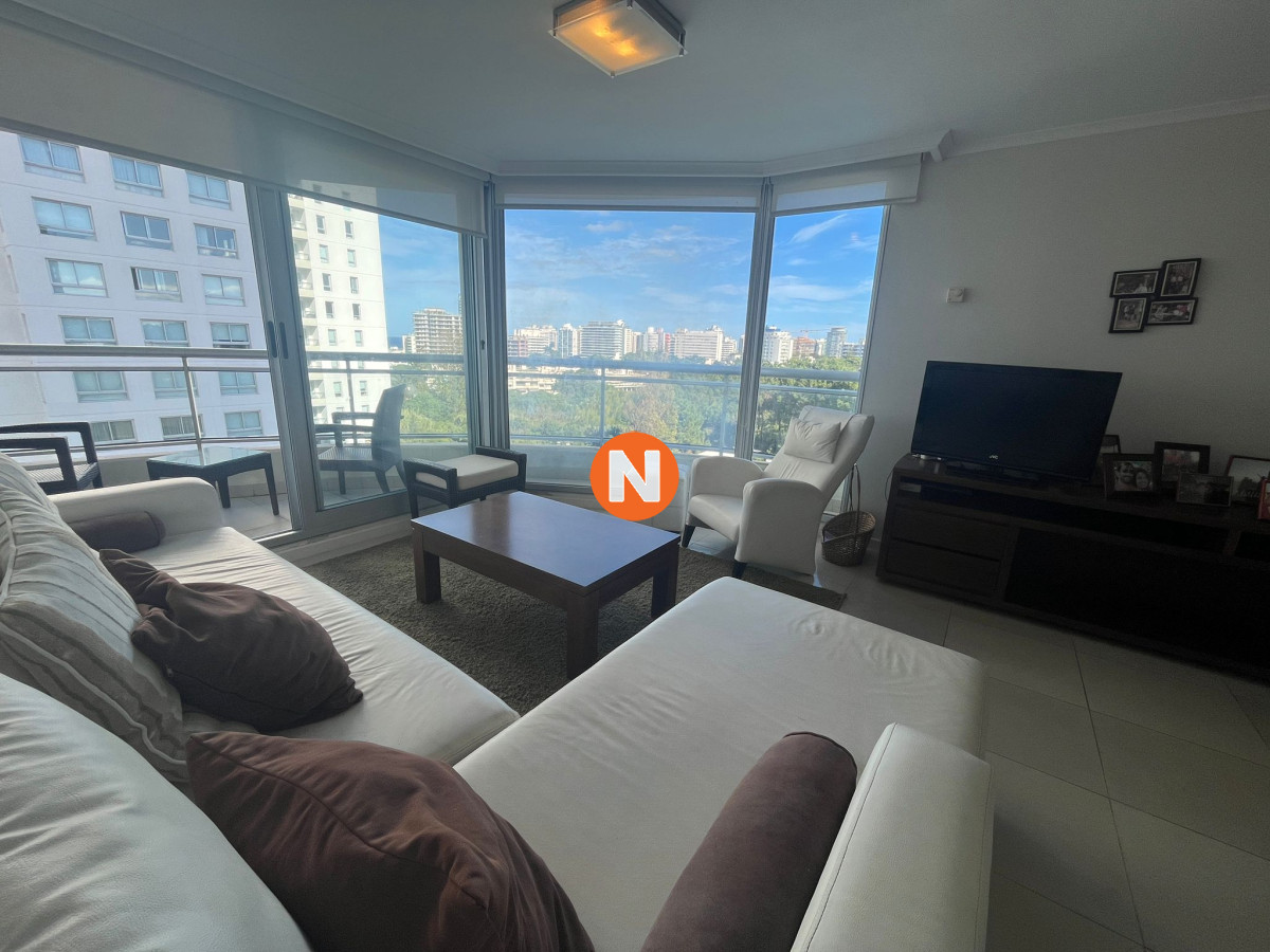Apartamento Ref.204121 - Apartamento en Venta, Brava, Punta del Este, 3 Dormitorios.