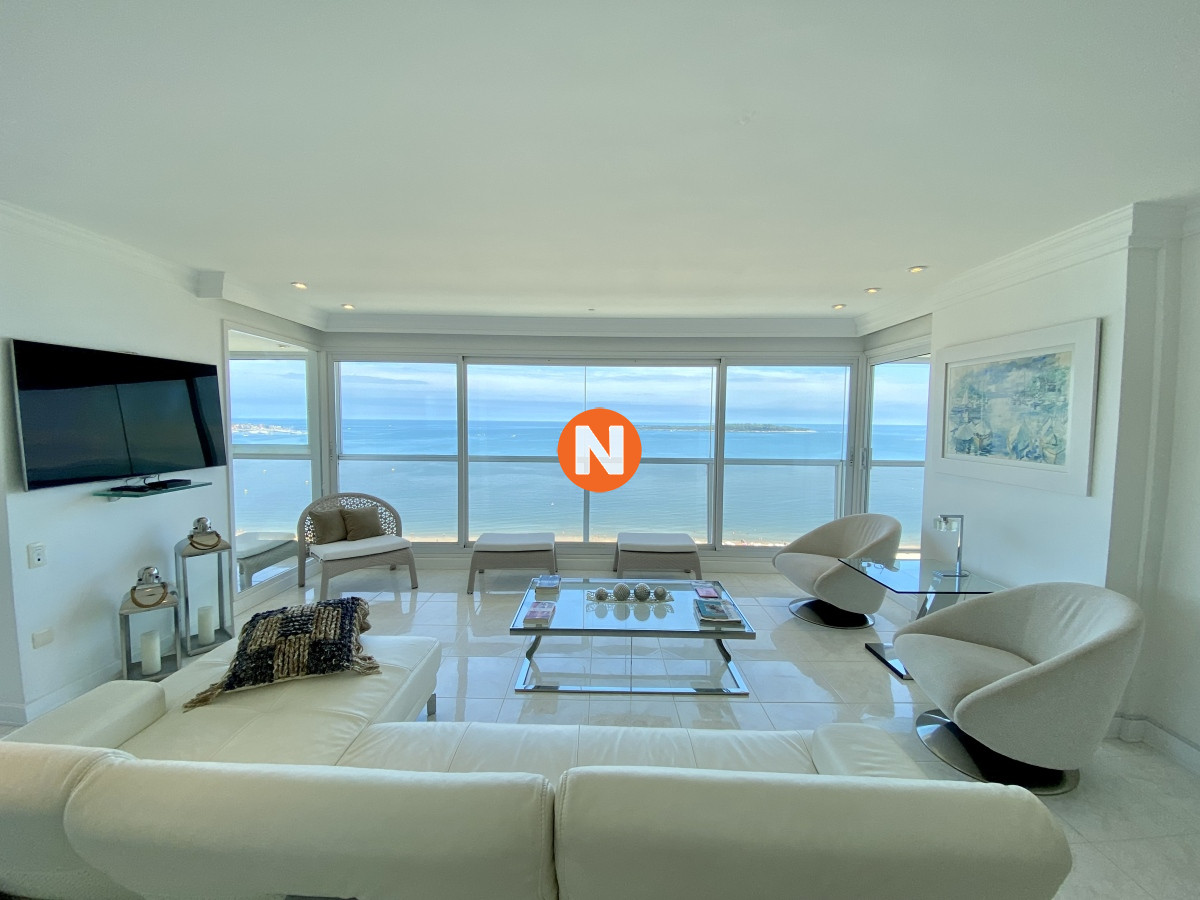 Apartamento Ref.8342 - Apartamento en Venta y Alquiler, Mansa, Punta del Este, 4 Dormitorios.