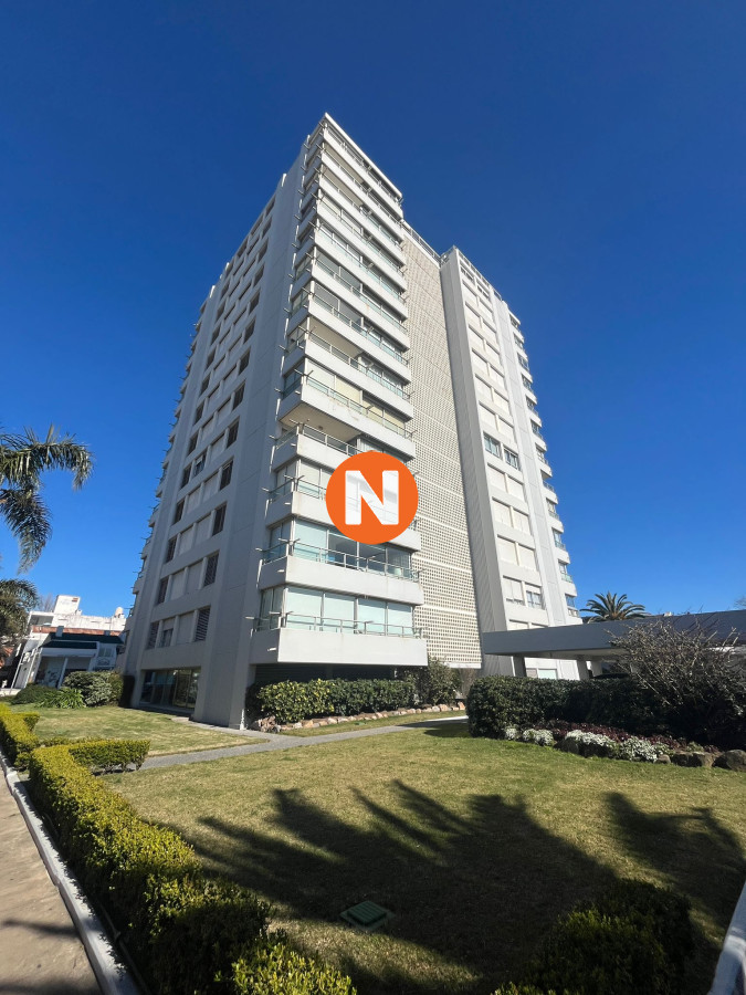 Apartamento Ref.223336 - Apartamento en Venta , Punta del Este, 2 Dormitorios.