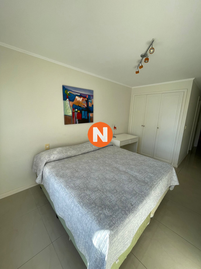 Apartamento Ref.214491 -  Venta y Alquiler apto 3 dormitorios  Primera Linea
