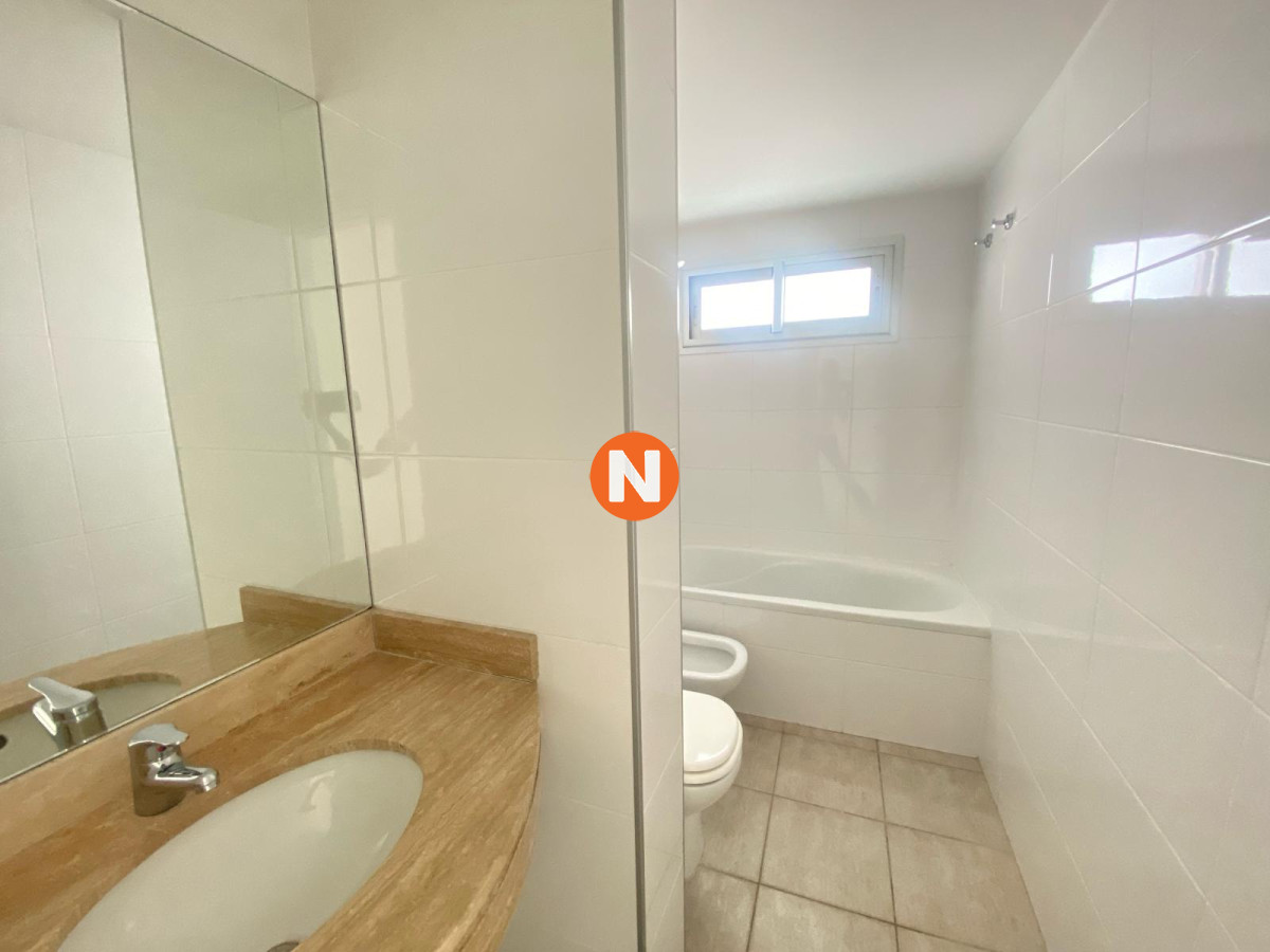 Apartamento Ref.200659 - VENTA DE APARTAMENTO DE 3 DORMITORIOS EN BRAVA PUNTA DEL ESTE 
