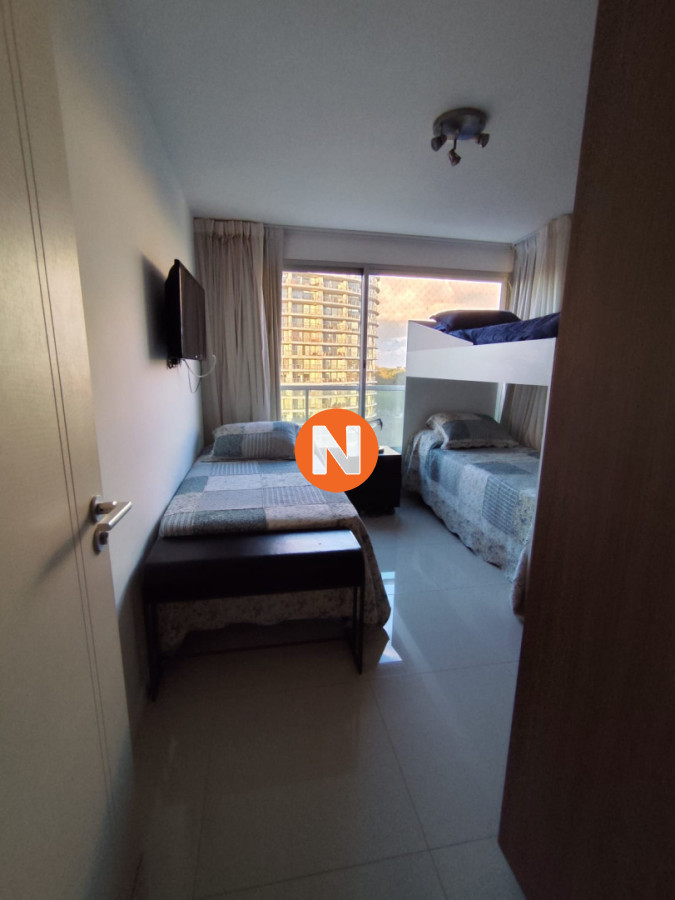 Apartamento Ref.225381 - Apartamento en Venta de 3 dormitorios, Roosevelt