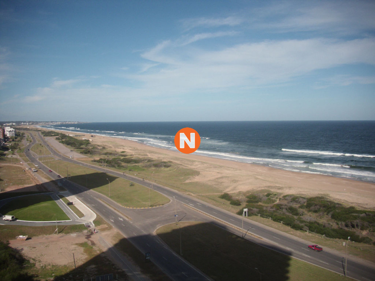 Apartamento Ref.224555 - Increíble apartamento de 3 dormitorios, A la Venta