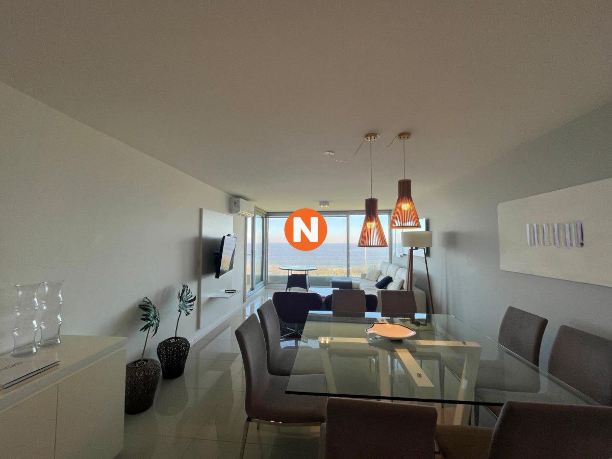 Apartamento Ref.204309 - Amplio departamento en primera fila sobre playa mansa en Pinares