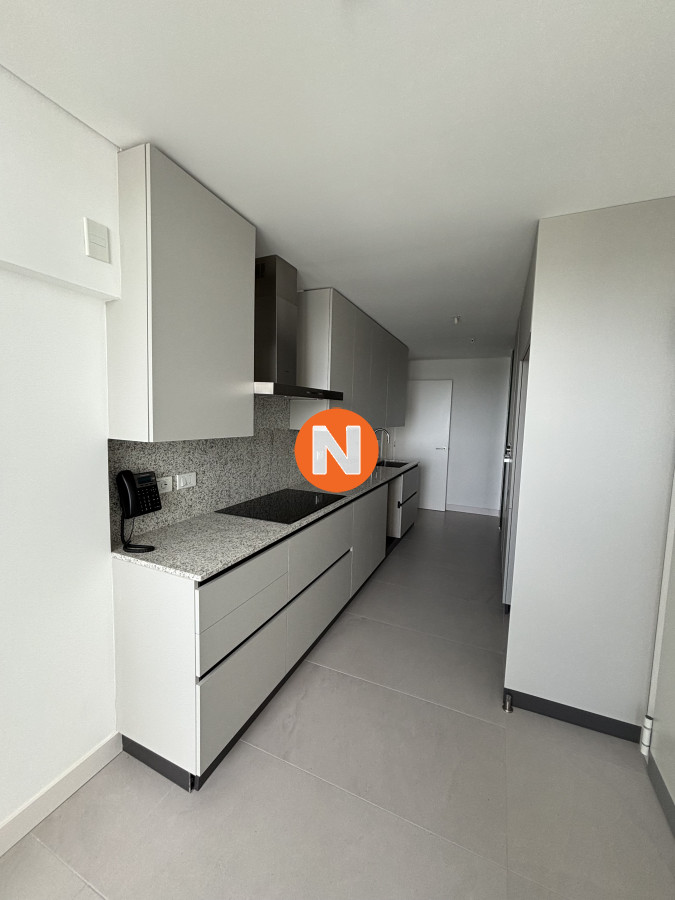 Apartamento Ref.224140 - Una planta espectacular planta frente a la playa Brava