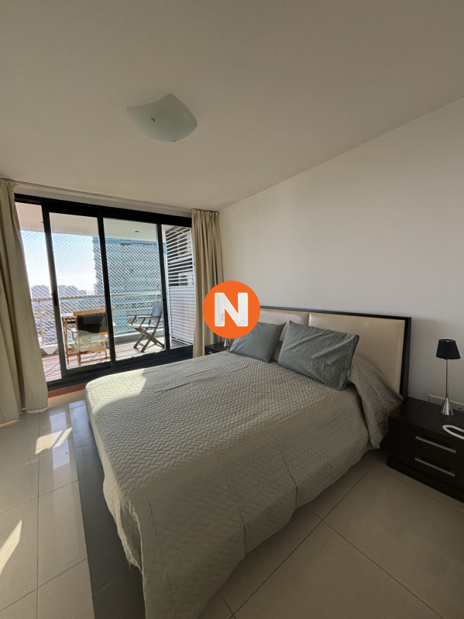 Apartamento Ref.200635 - Penthouse a la Venta, en Roosevelt, 3 dormitorios