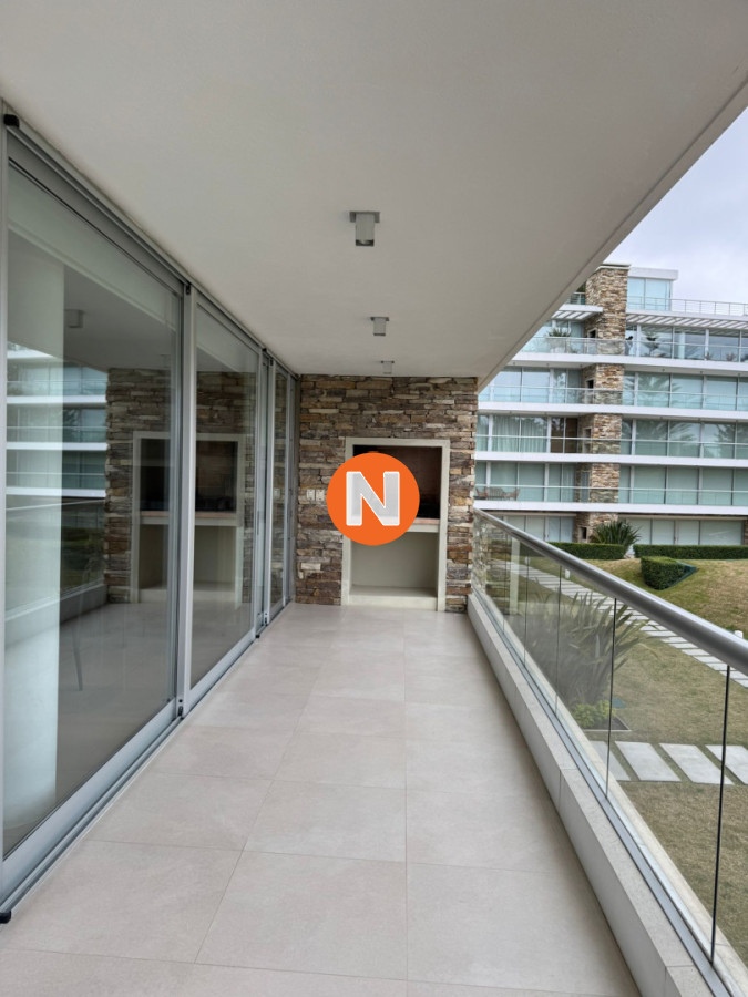 Apartamento Ref.222108 - VENTA APARTAMENTO 2 DORMITORIOS EN PLAYA BRAVA PUNTA DEL ESTE 