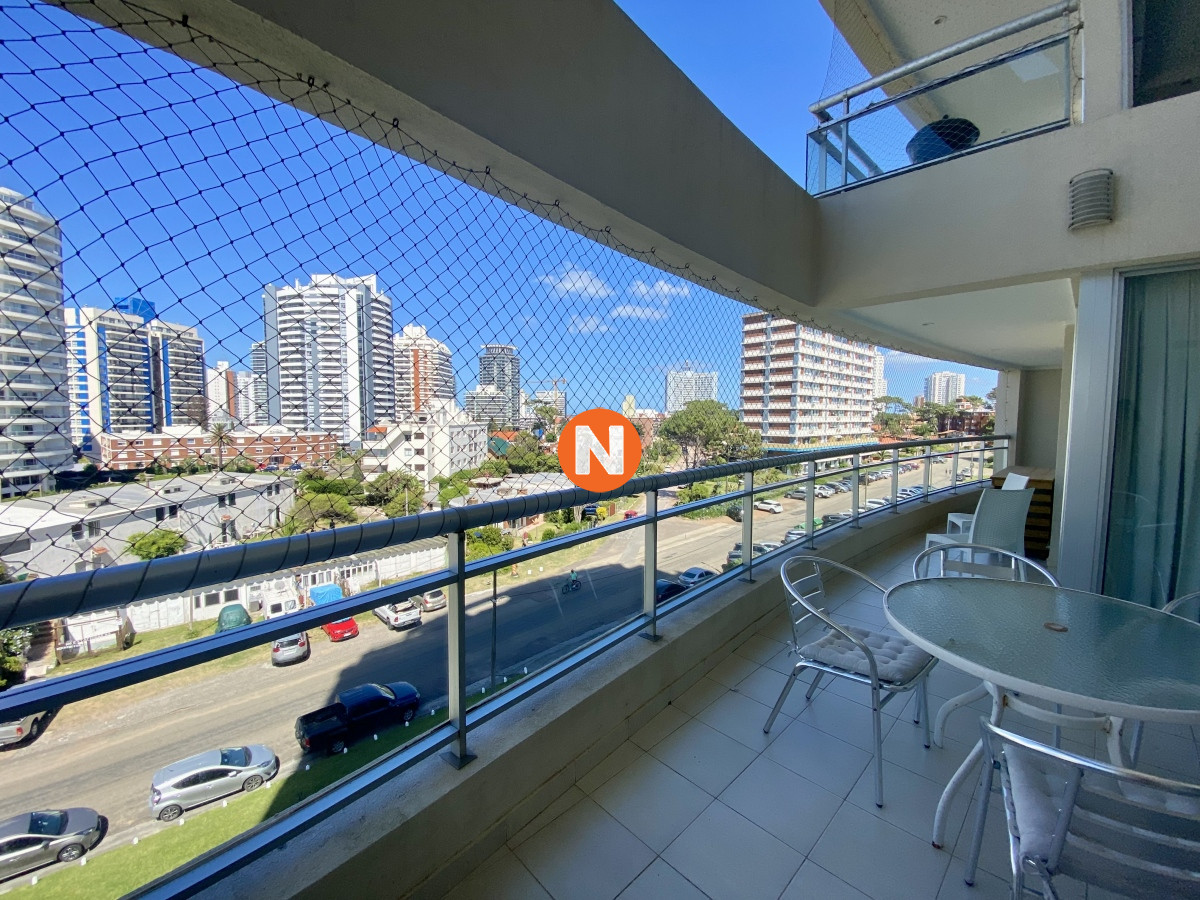 Apartamento Ref.204610 - Apartamento en Venta y Alquiler, Brava, Punta del Este, 2 Dormitorios.