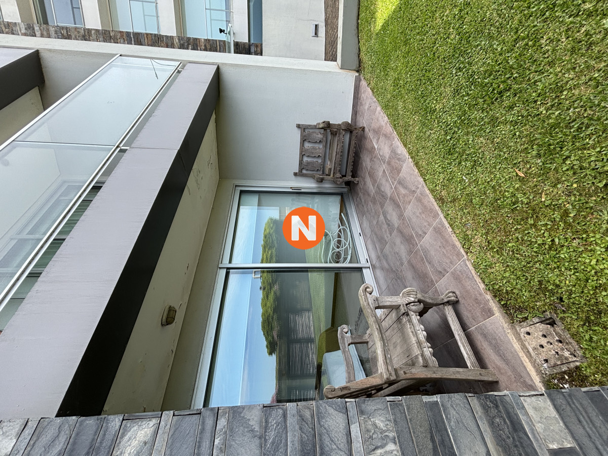 Apartamento Ref.200889 - Apartamento en Venta, Peninsula, Punta del Este, 3 Dormitorios.